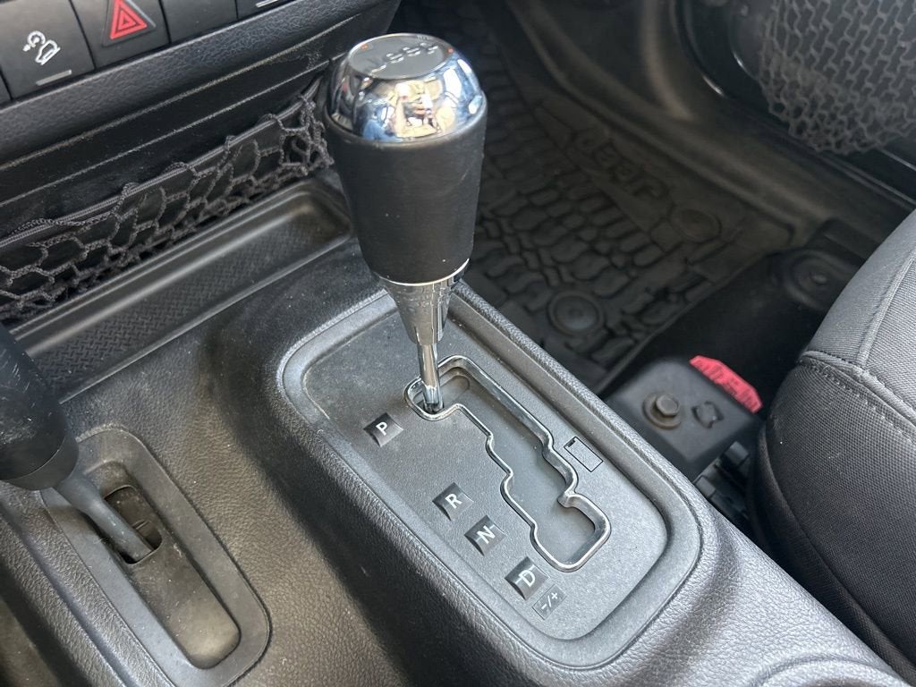 2016 Jeep Wrangler Unlimited Black Bear