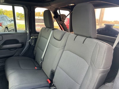 2018 Jeep Wrangler Unlimited Sahara 4x4