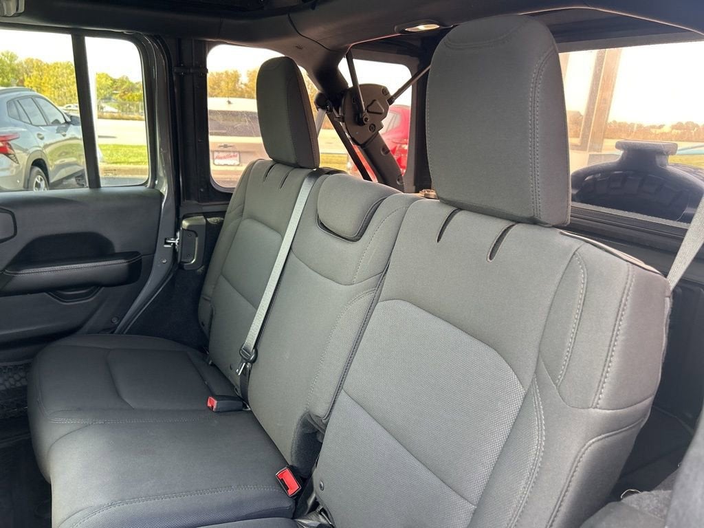 2018 Jeep Wrangler Unlimited Sahara 4x4