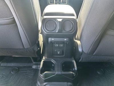 2018 Jeep Wrangler Unlimited Sahara 4x4