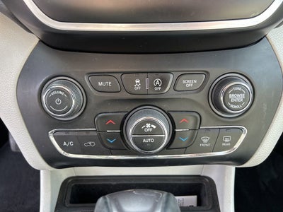 2021 Jeep Cherokee Latitude Lux 4X4