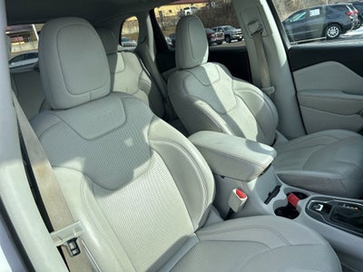 2021 Jeep Cherokee Latitude Lux 4X4