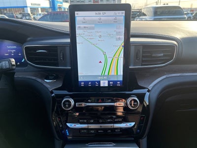 2022 Ford Explorer Platinum