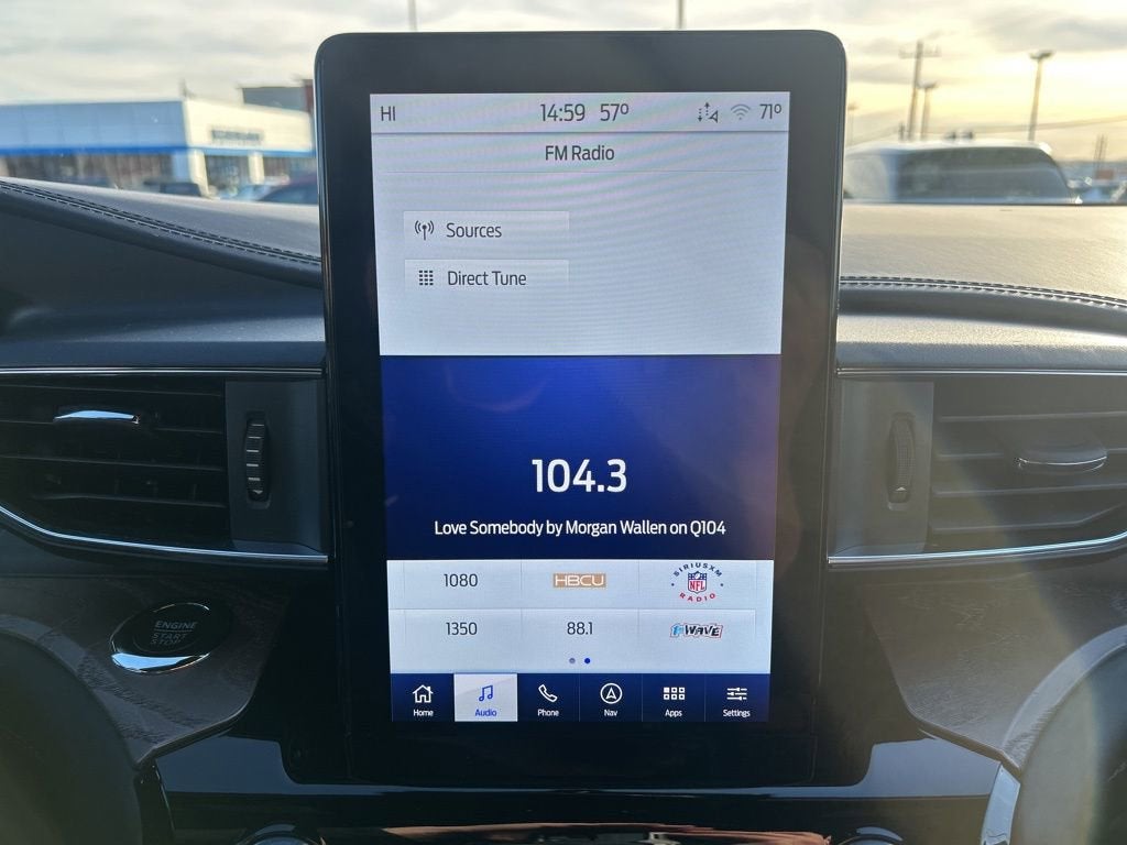 2022 Ford Explorer Platinum