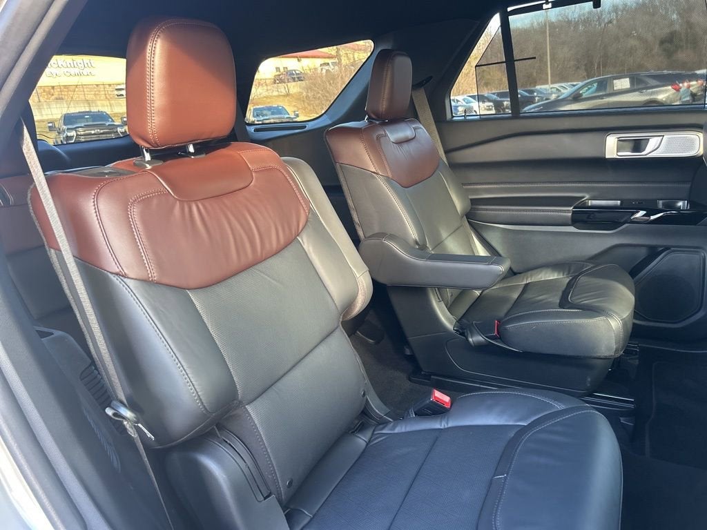 2022 Ford Explorer Platinum