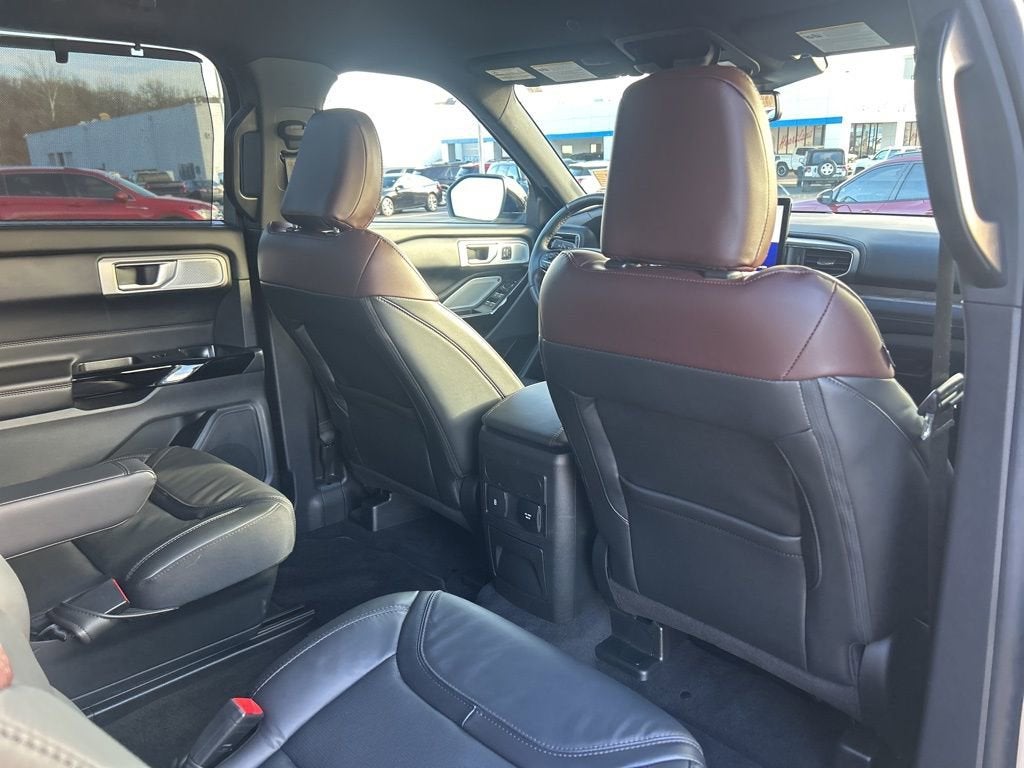 2022 Ford Explorer Platinum