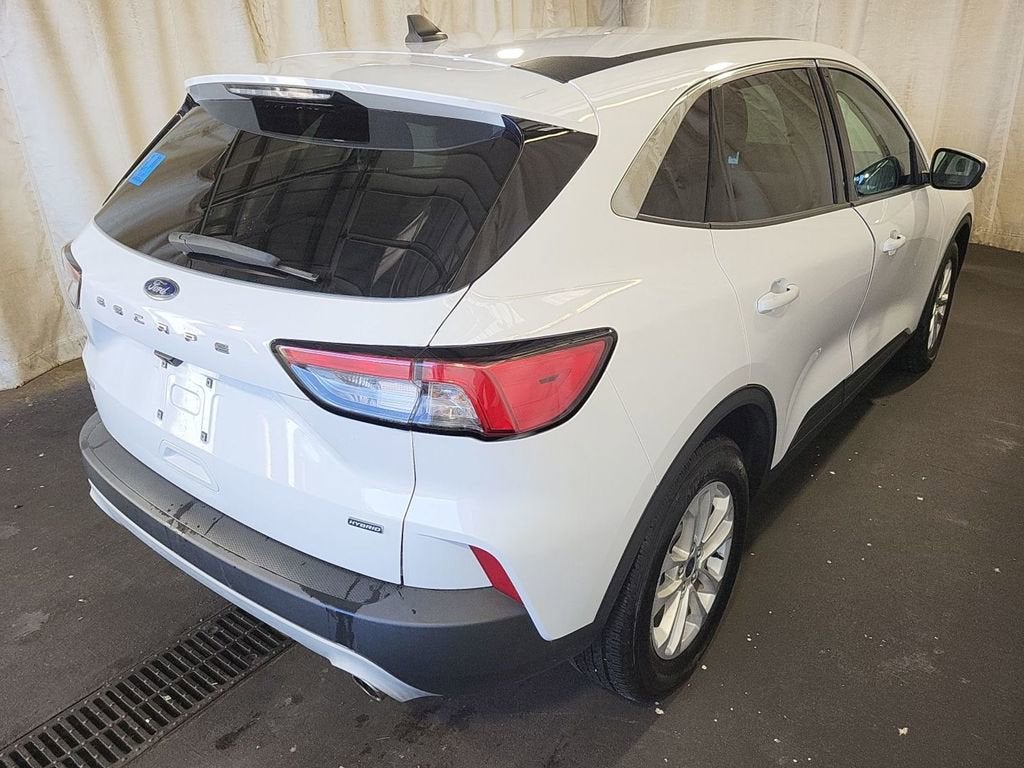 2021 Ford Escape SE Hybrid