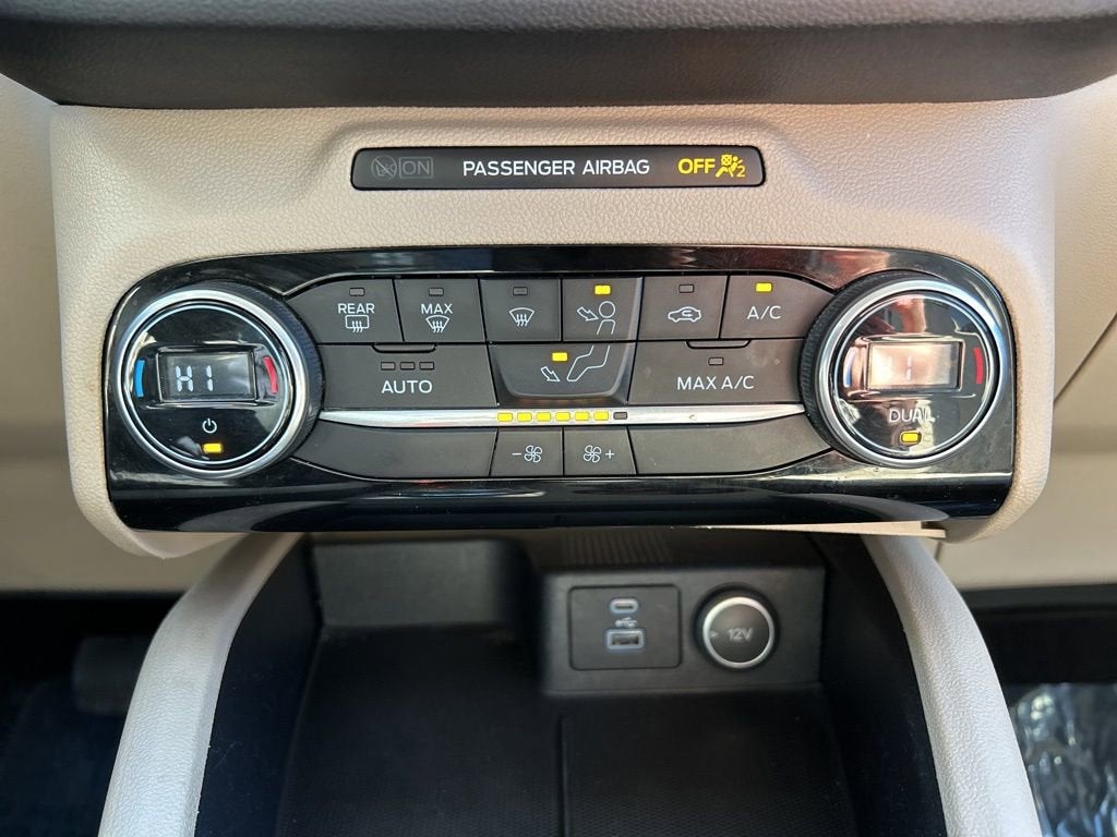 2021 Ford Escape SE Hybrid