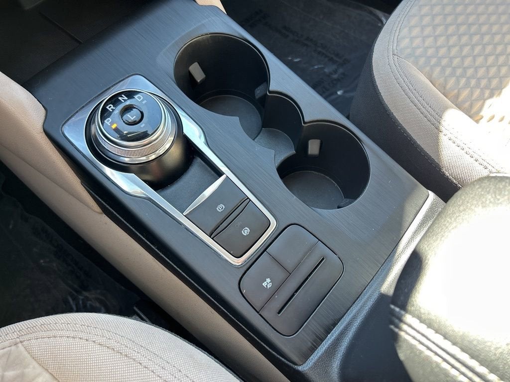 2021 Ford Escape SE Hybrid