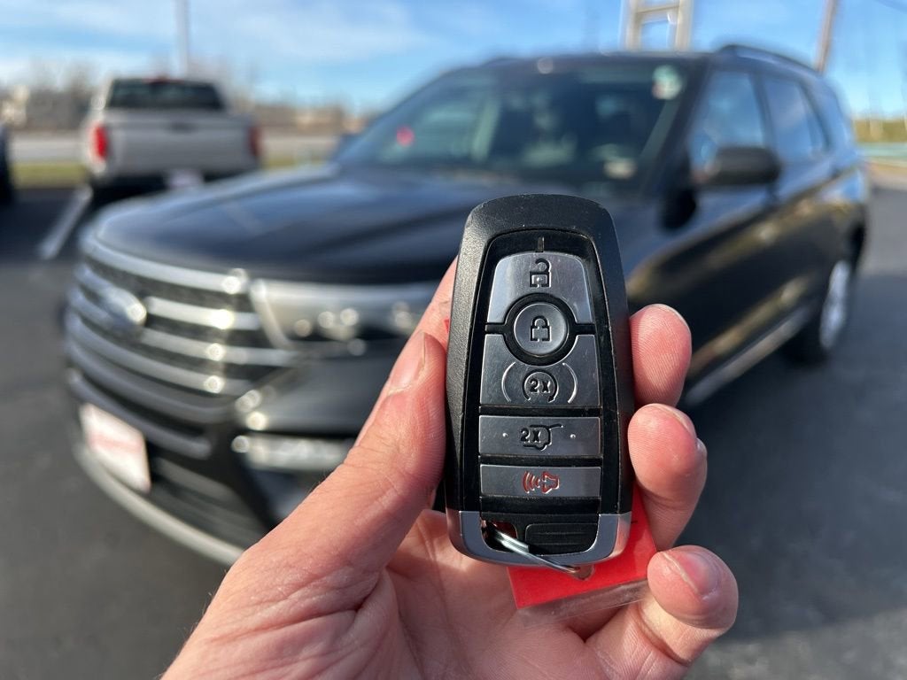 2023 Ford Explorer XLT