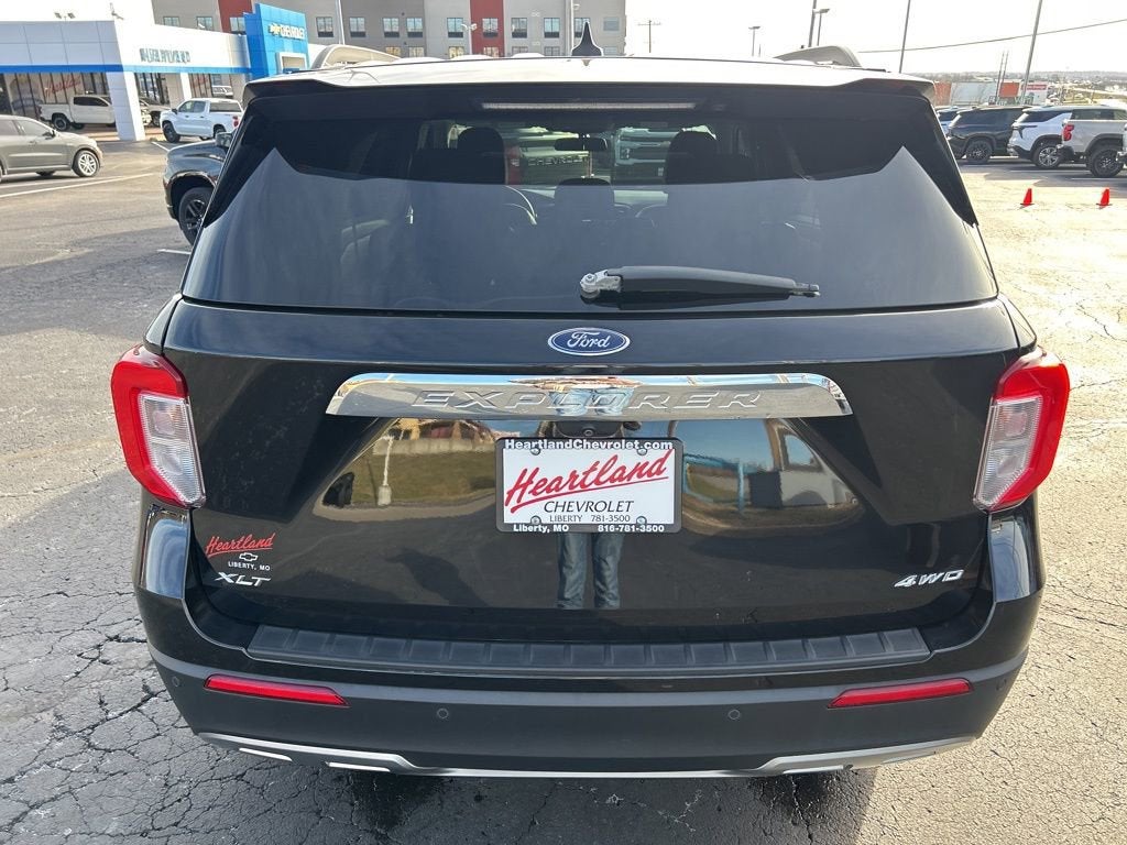 2023 Ford Explorer XLT