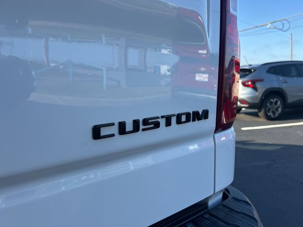 2026 Chevrolet Silverado 1500 Custom