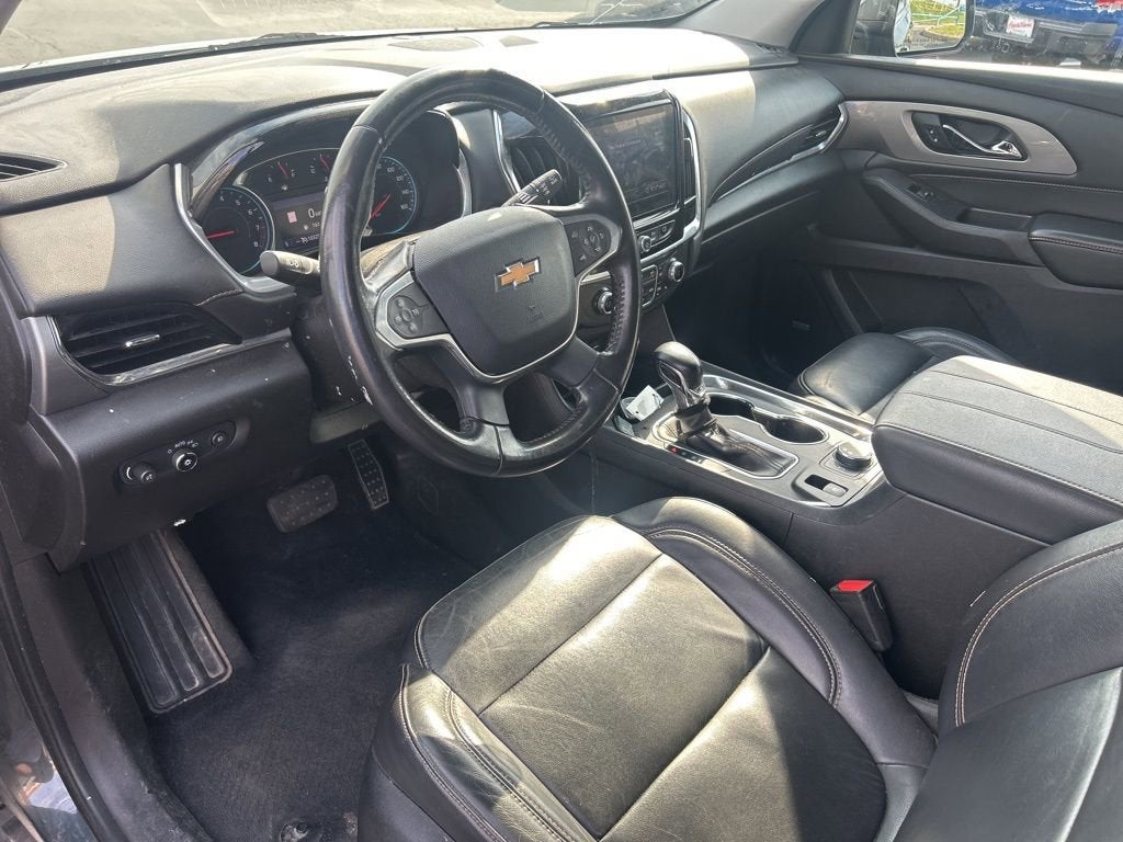 2021 Chevrolet Traverse LT Leather
