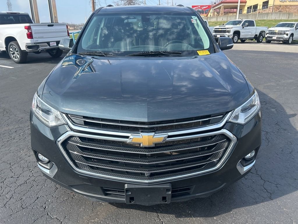 2021 Chevrolet Traverse LT Leather