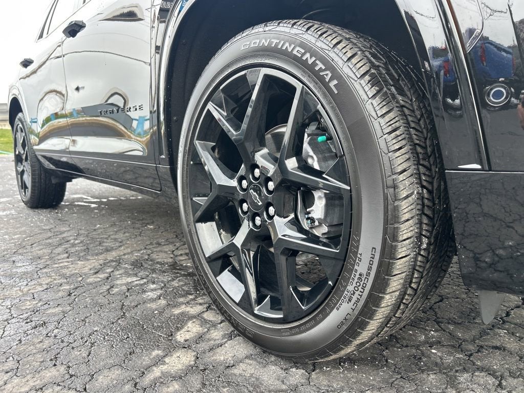 2025 Chevrolet Traverse RS