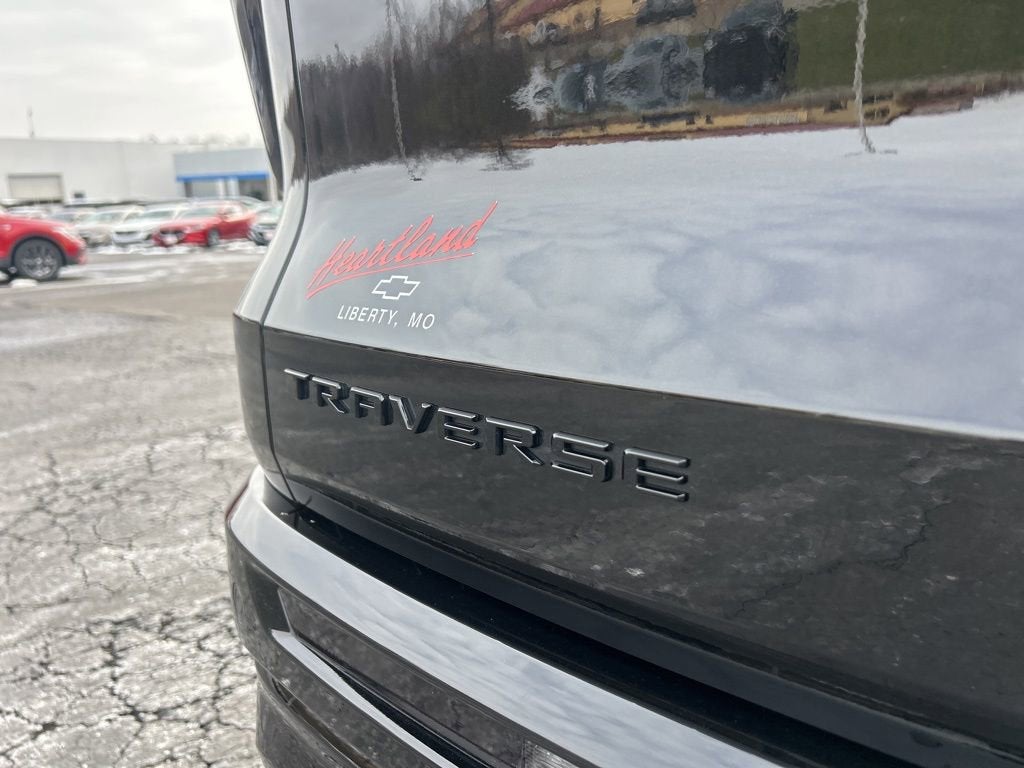 2025 Chevrolet Traverse RS
