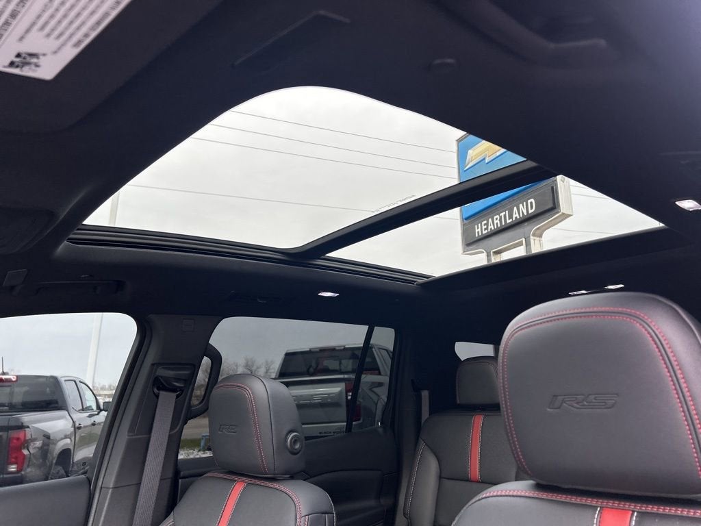 2025 Chevrolet Traverse RS