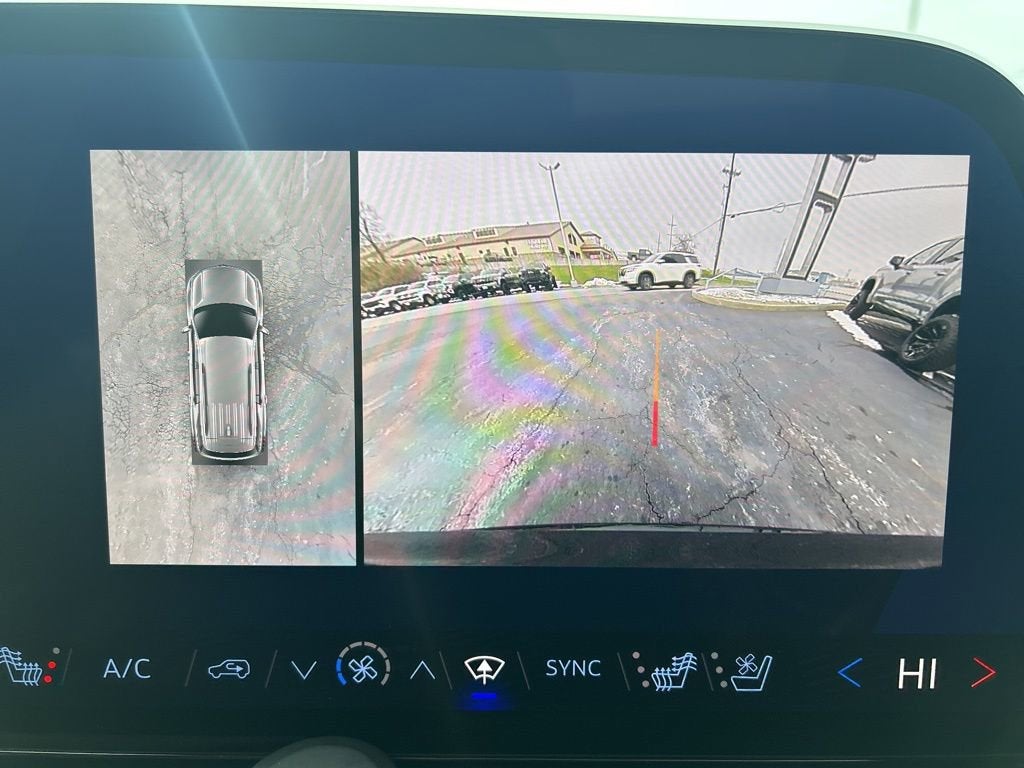 2025 Chevrolet Traverse RS