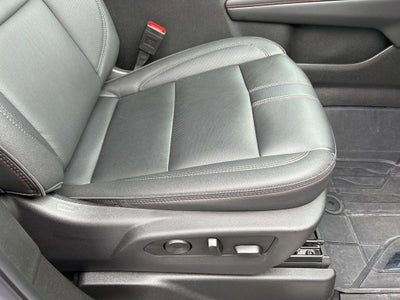 2025 Chevrolet Suburban RST