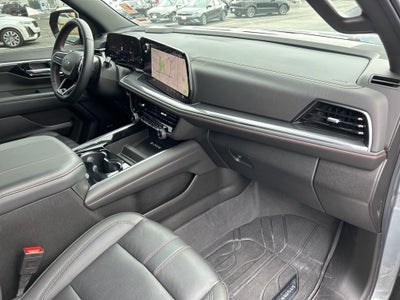 2025 Chevrolet Suburban RST