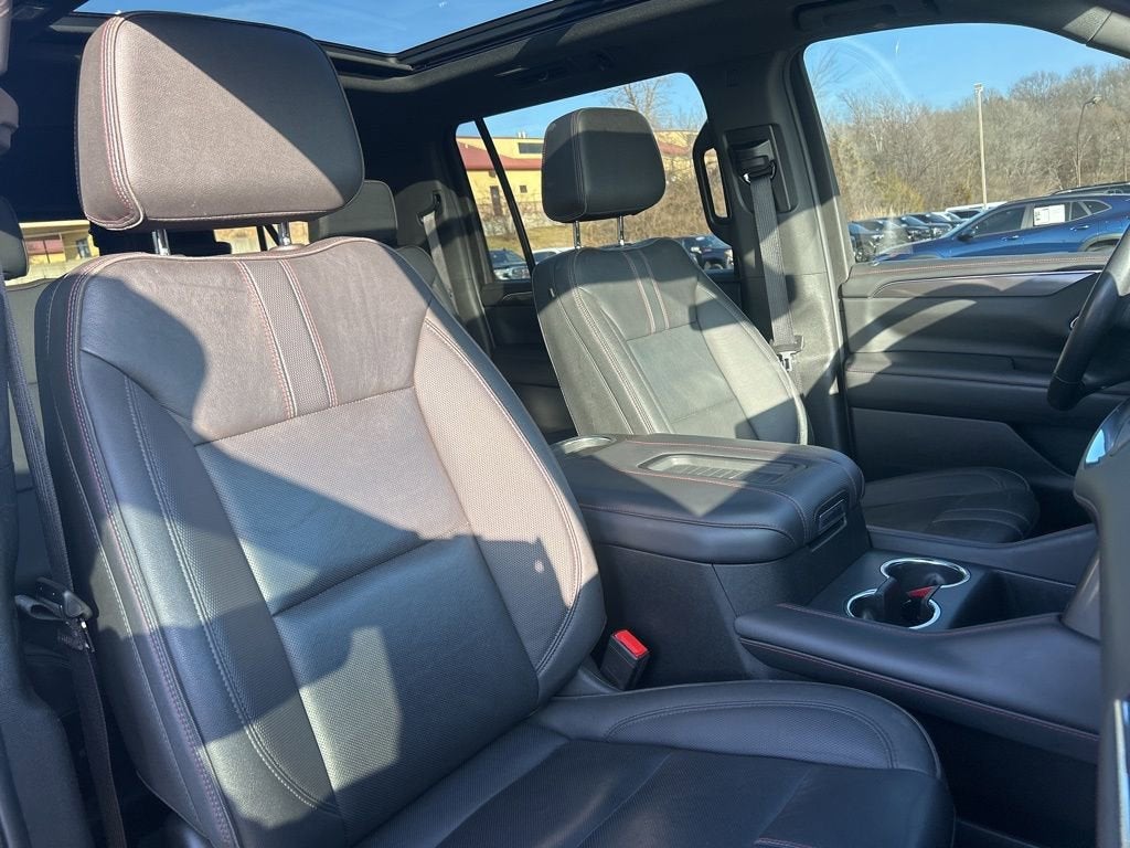 2022 Chevrolet Suburban RST