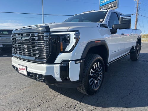 2025 GMC Sierra 3500 HD Denali Ultimate