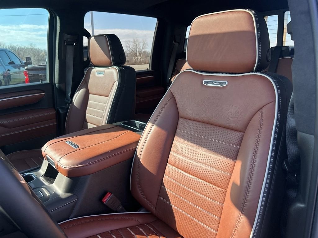 2025 GMC Sierra 3500 HD Denali Ultimate