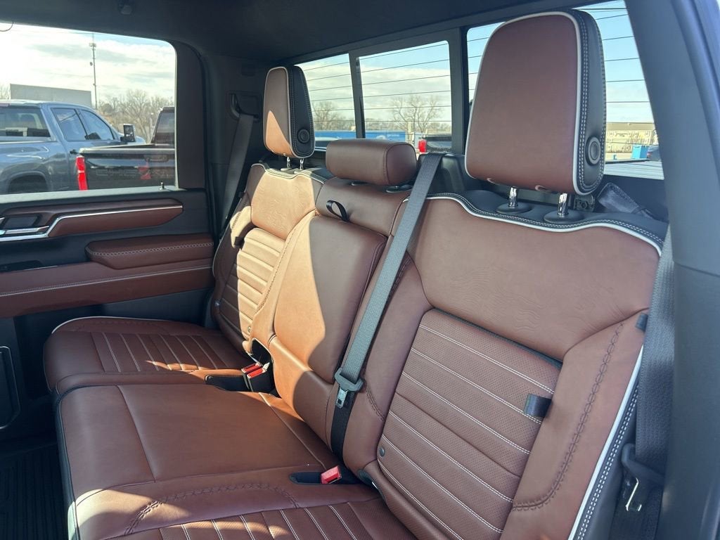 2025 GMC Sierra 3500 HD Denali Ultimate