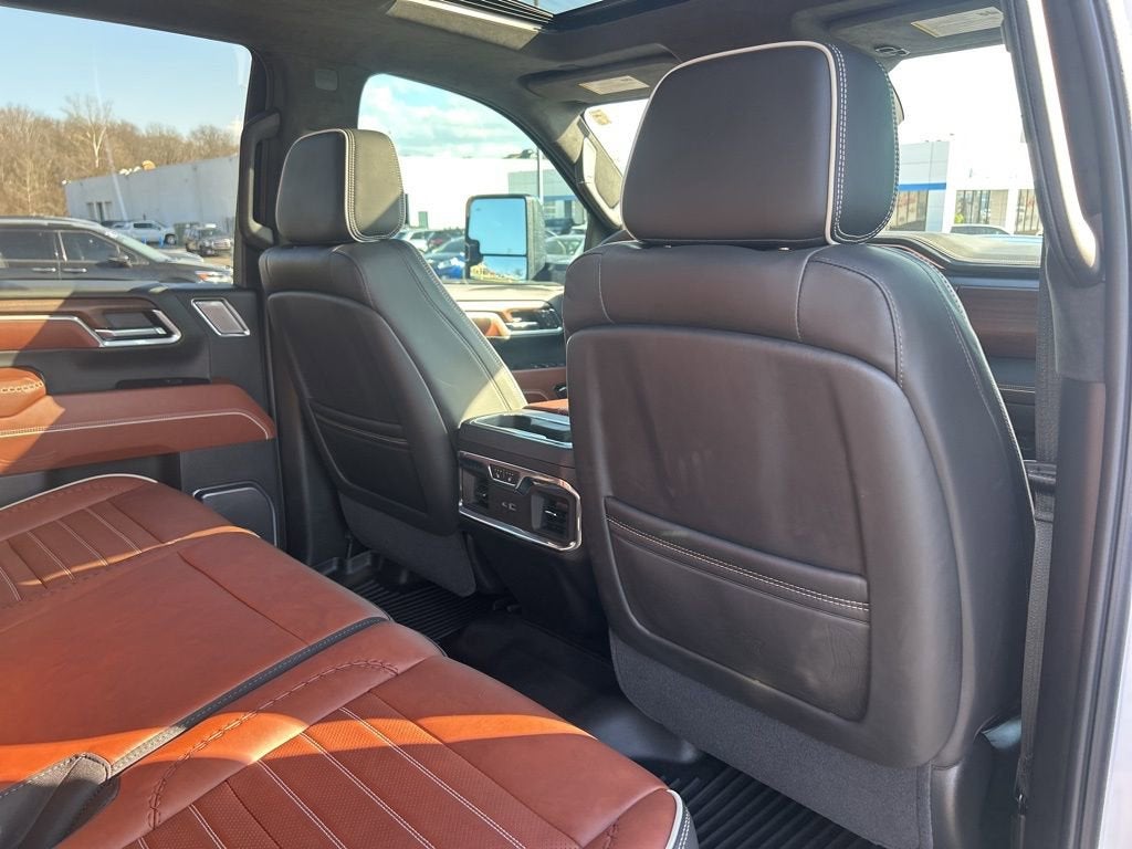 2025 GMC Sierra 3500 HD Denali Ultimate