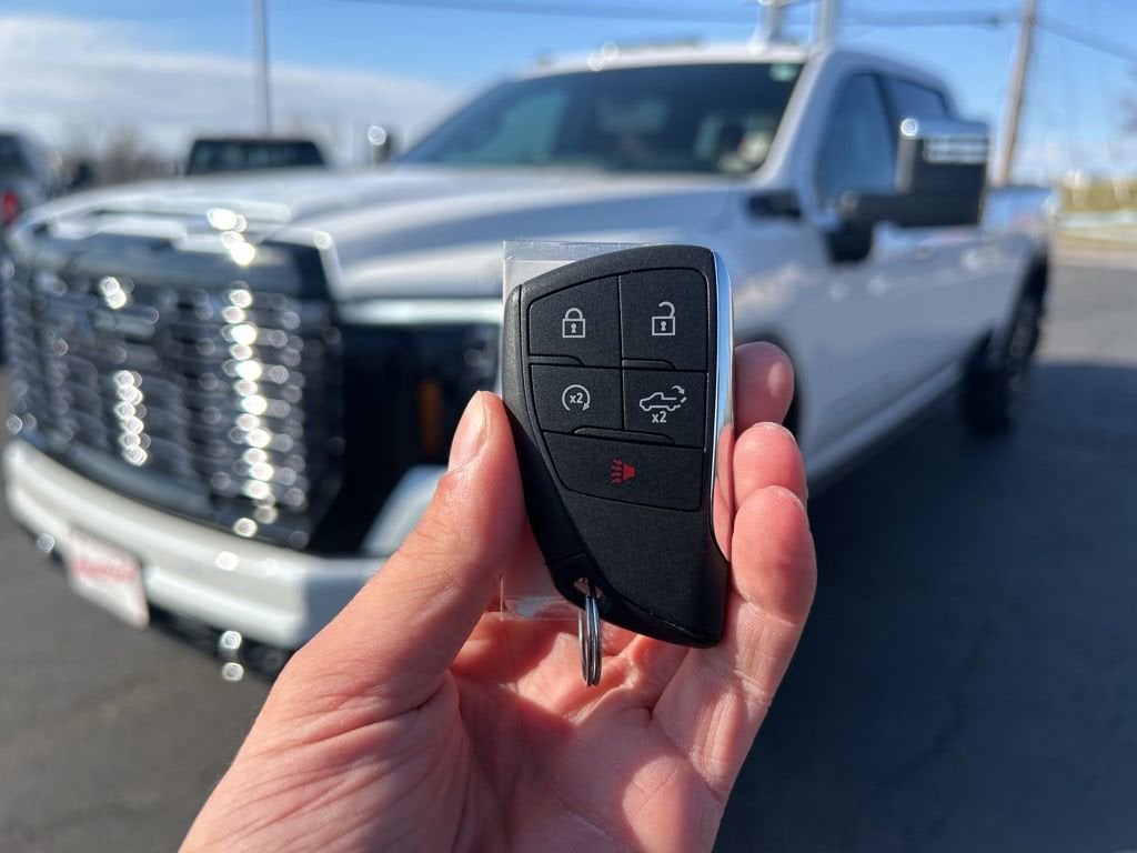 2025 GMC Sierra 3500 HD Denali Ultimate