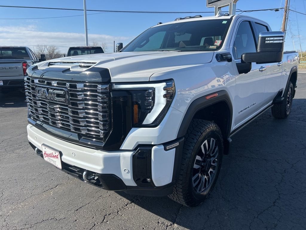 2025 GMC Sierra 3500 HD Denali Ultimate
