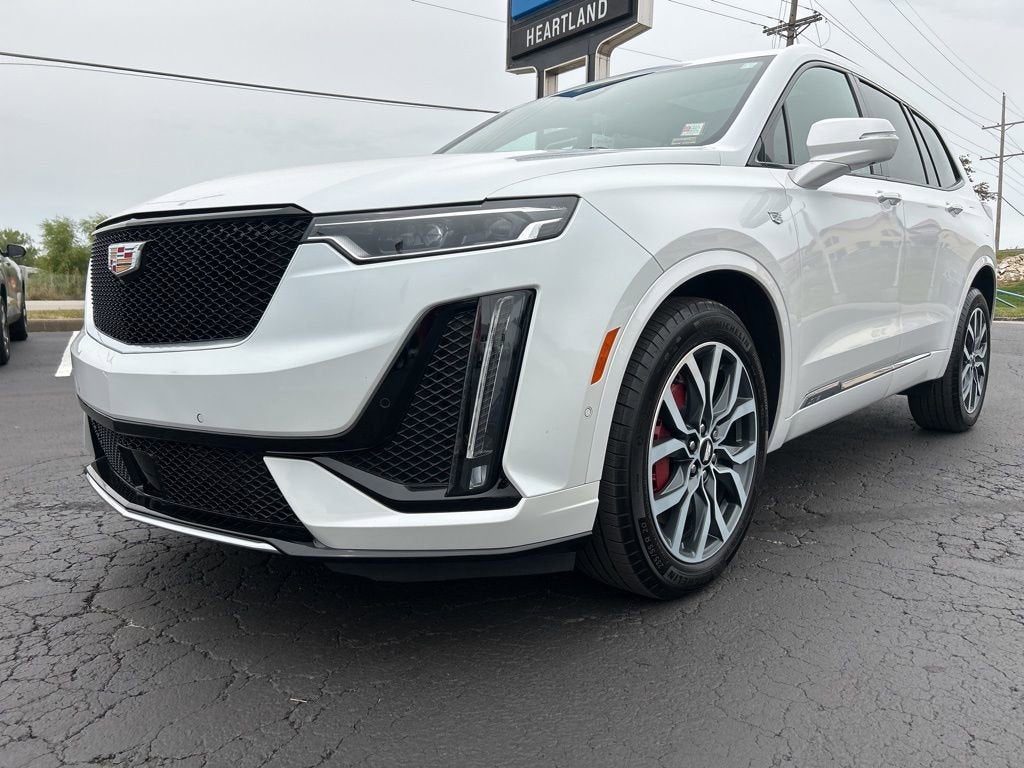 2024 Cadillac XT6 Sport