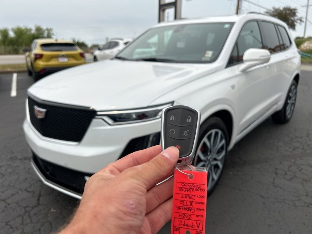 2024 Cadillac XT6 Sport