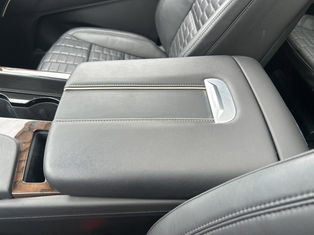 2024 Cadillac Escalade Sport Platinum