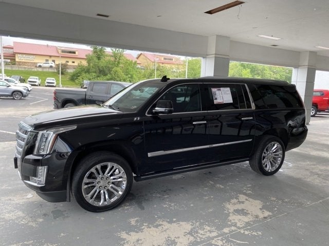 Used 2019 Cadillac Escalade ESV Premium Luxury with VIN 1GYS4JKJXKR235233 for sale in Kansas City