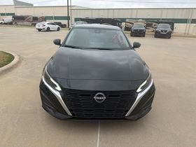 2024 Nissan Altima SL FWD