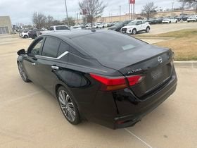 2024 Nissan Altima SL FWD