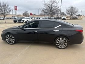 2024 Nissan Altima SL FWD