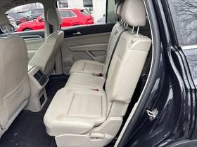 2023 Volkswagen Atlas 2.0T SE w/Technology