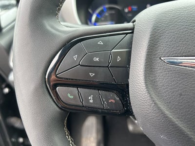 2024 Chrysler Pacifica Hybrid Premium S Appearance Pkg