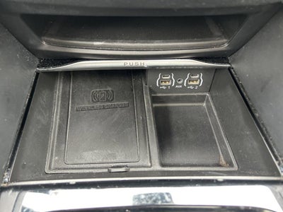 2024 Chrysler Pacifica Hybrid Premium S Appearance Pkg