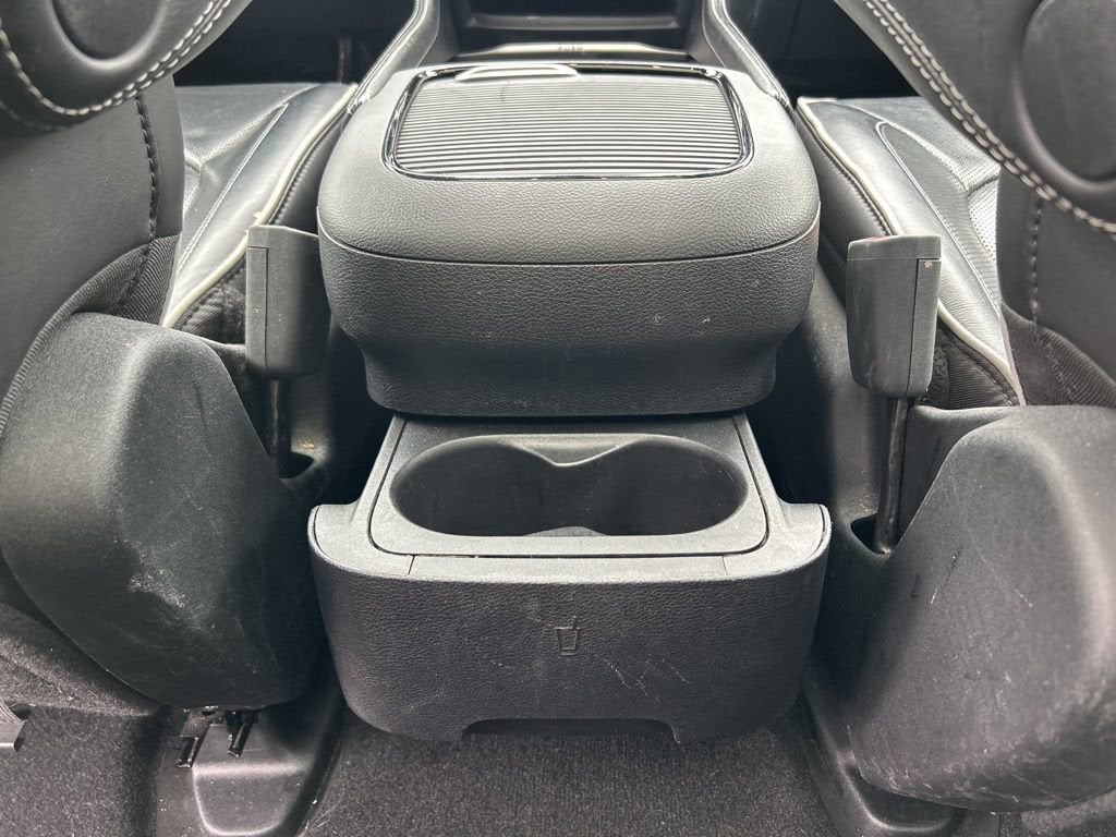 2024 Chrysler Pacifica Hybrid Premium S Appearance Pkg