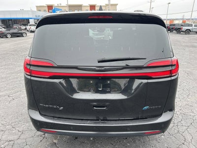 2024 Chrysler Pacifica Hybrid Premium S Appearance Pkg