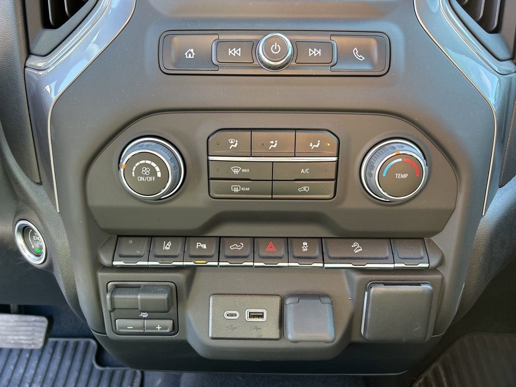 2024 Chevrolet Silverado 2500 HD Custom