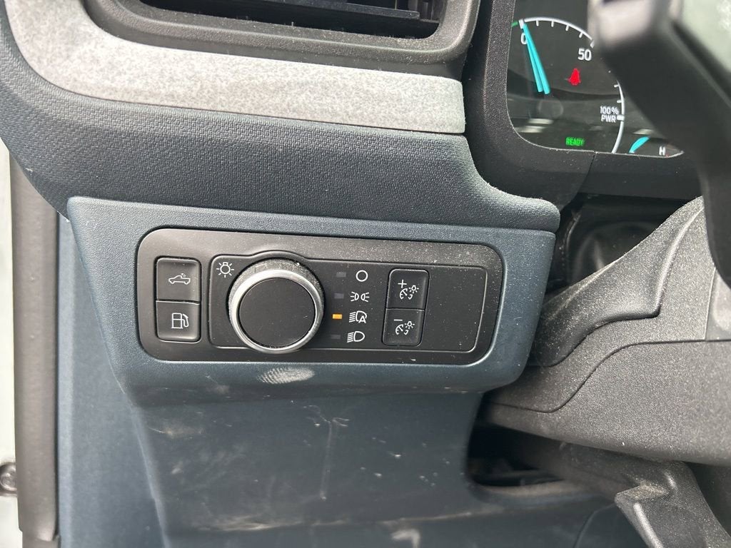 2022 Ford Maverick XL