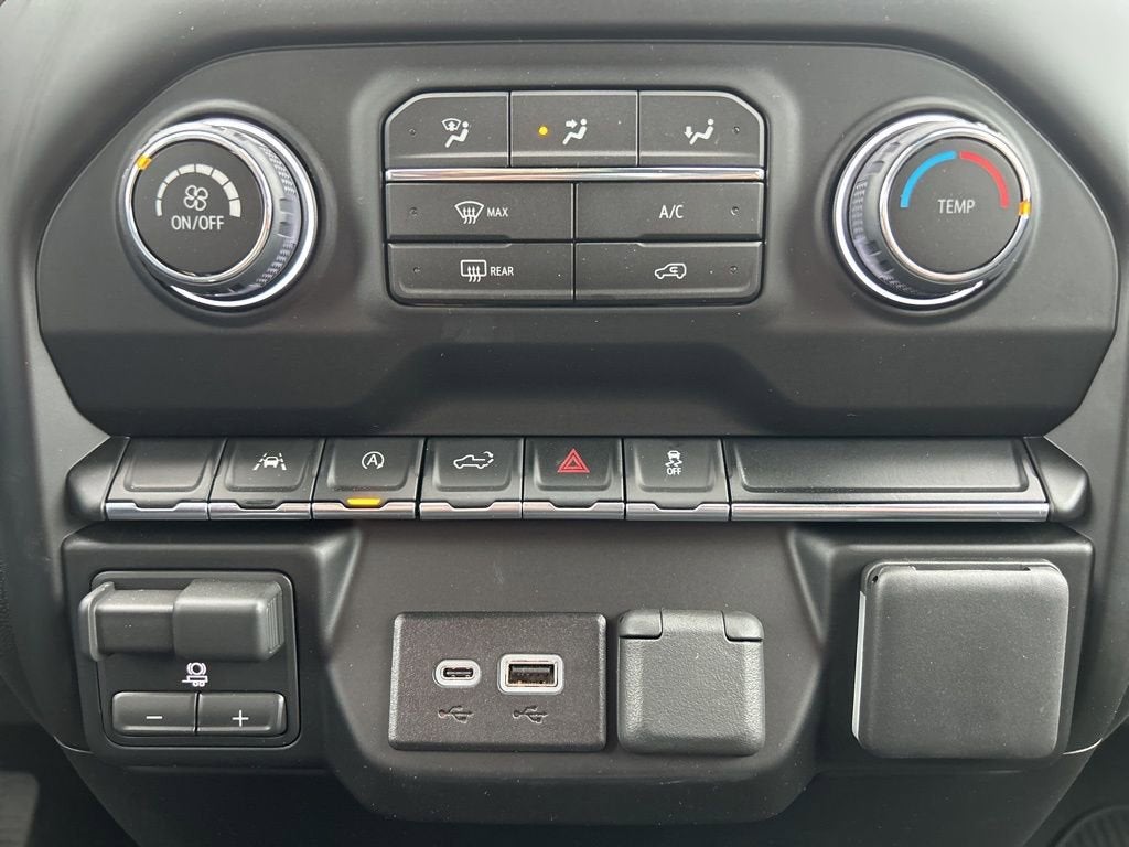 2026 Chevrolet Silverado 1500 Custom