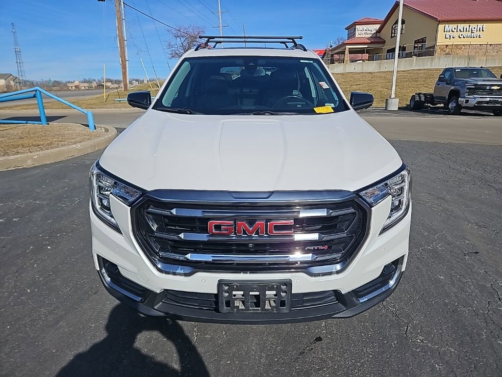 2022 GMC Terrain AT4