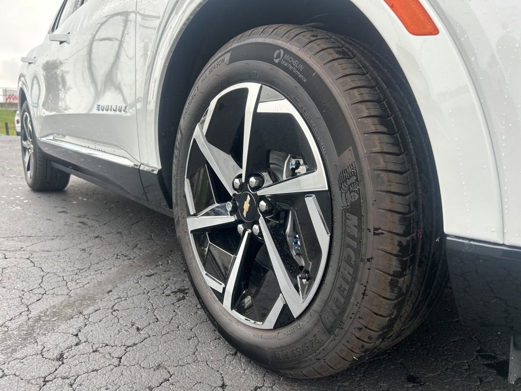 2025 Chevrolet Equinox EV LT