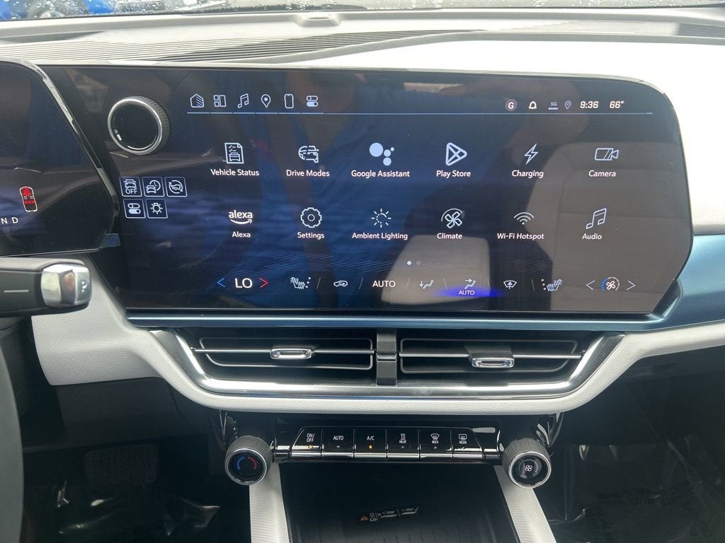 2025 Chevrolet Equinox EV LT