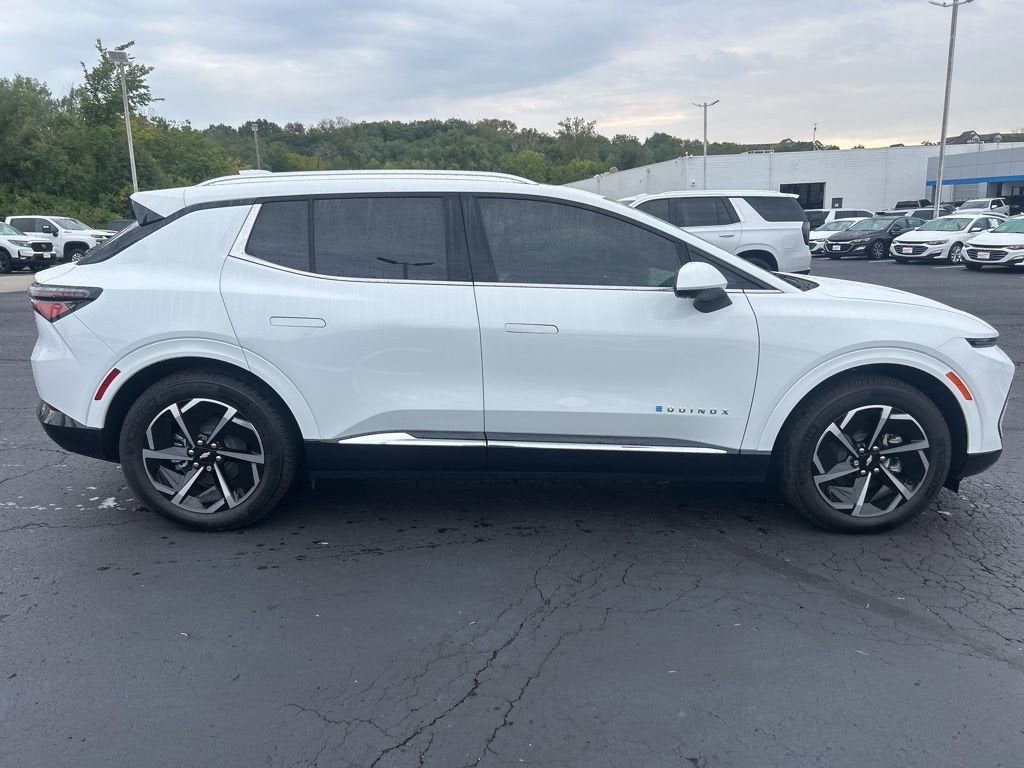 2025 Chevrolet Equinox EV LT